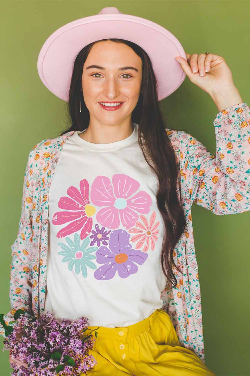 Women Graphic Tee | Flowers