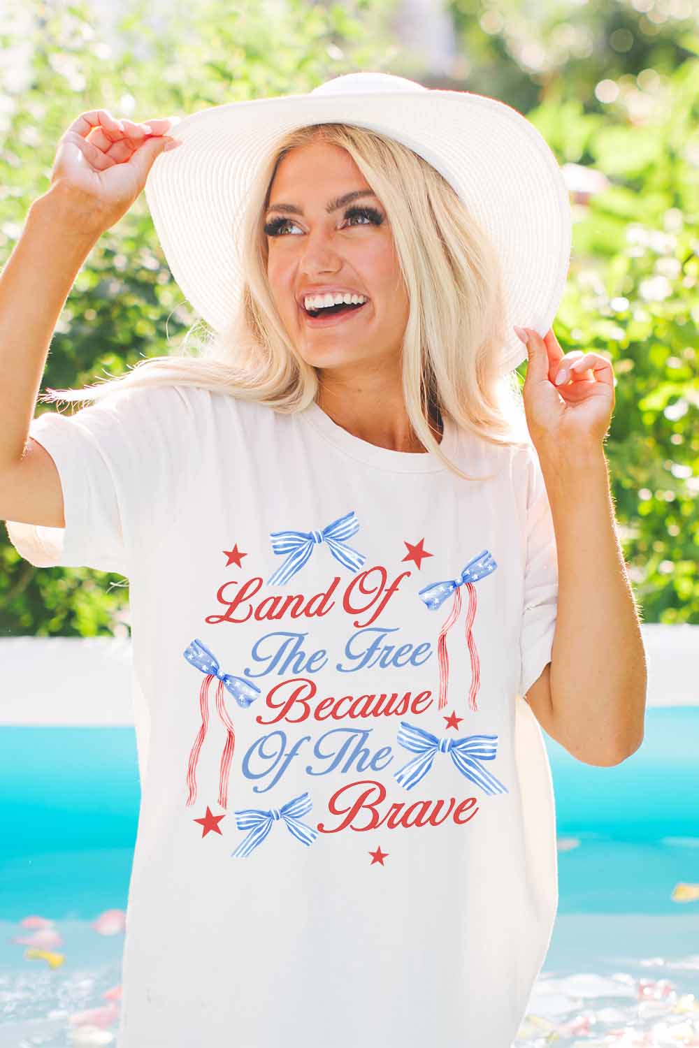 Women Graphic Tee | Land of the Free