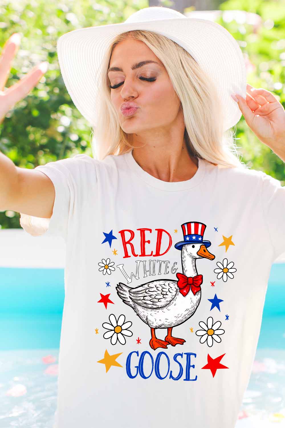 Women Graphic Tee | Red White Goose