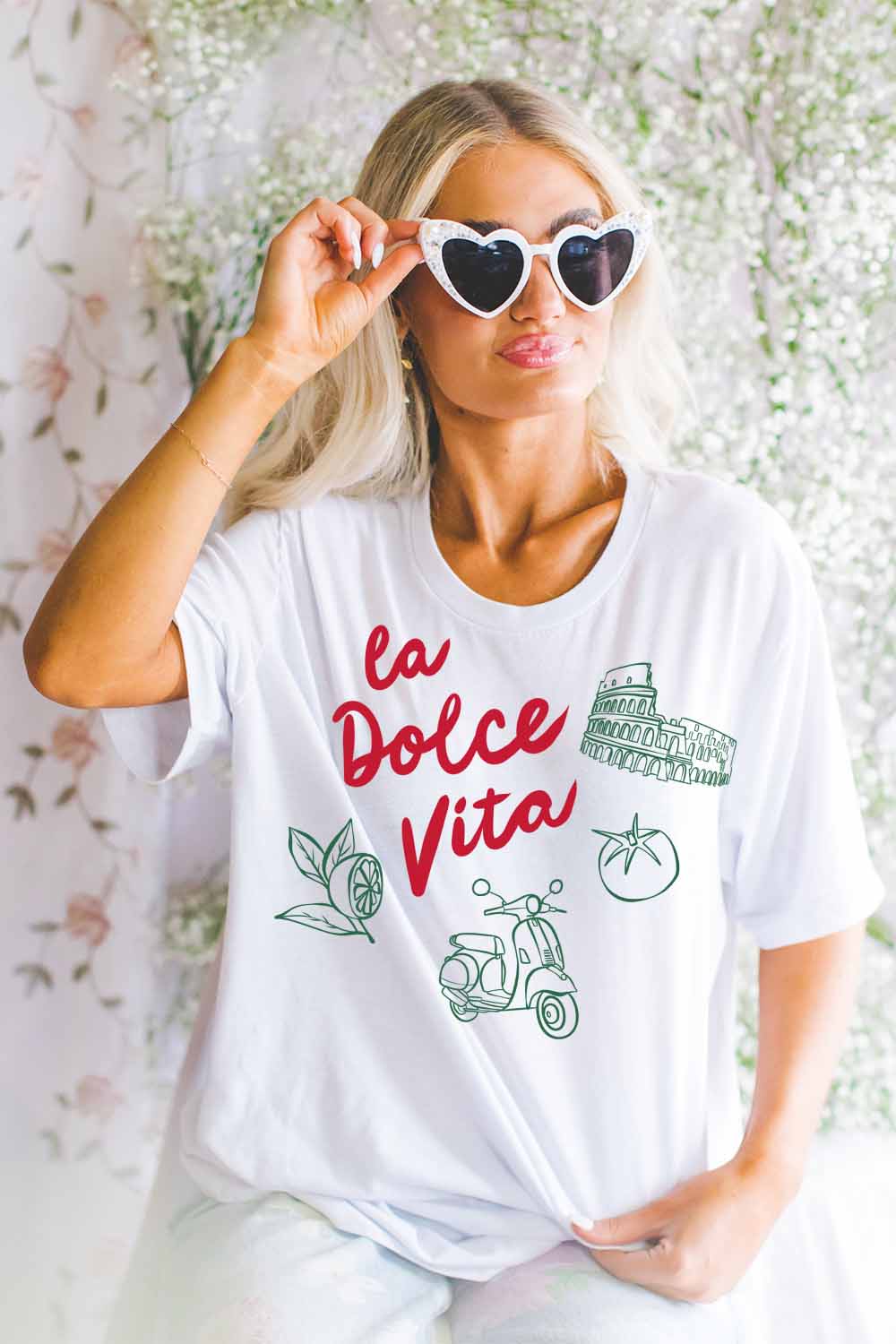 Women Graphic Tee | La Dolce Vita