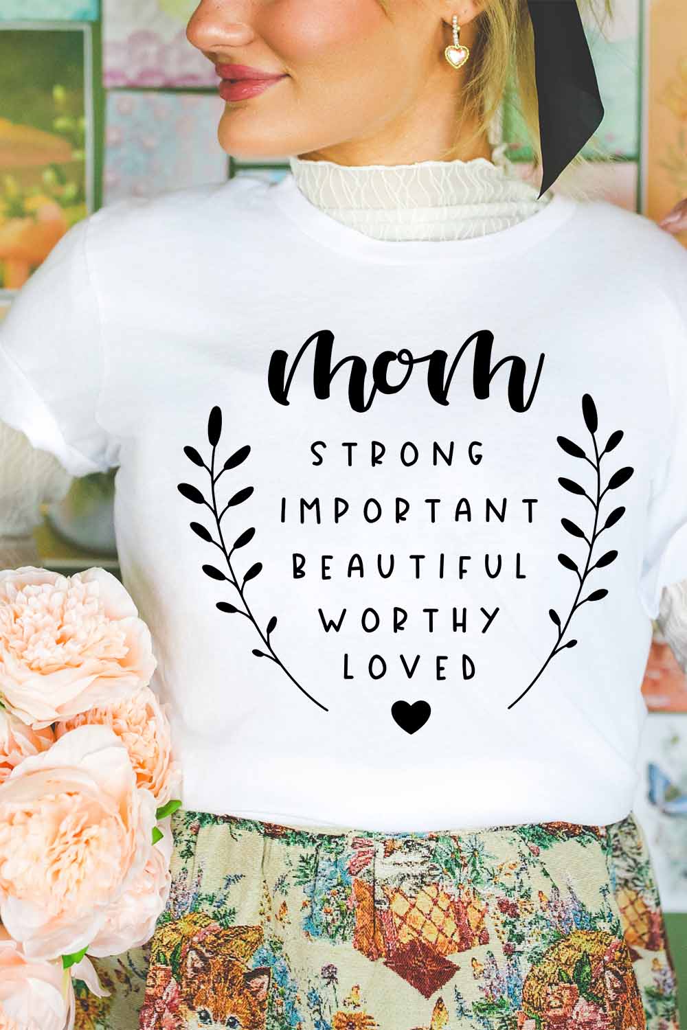 Women Graphic Tee | Mom Strong